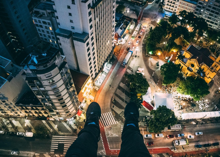 张家界11个街道升级中风险，疫情防控再响警钟