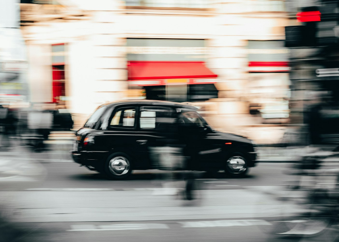 重庆限行升级，新能源车为何独享绿色特权？