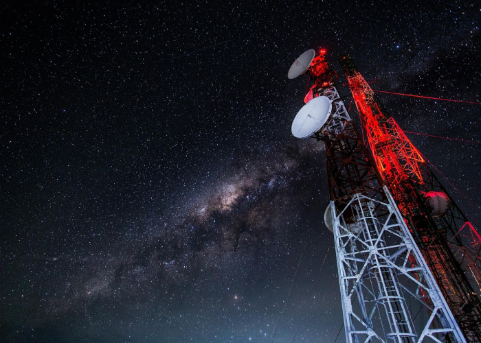 从11月2日新闻联播看中国发展脉动，政策信号与民生关切