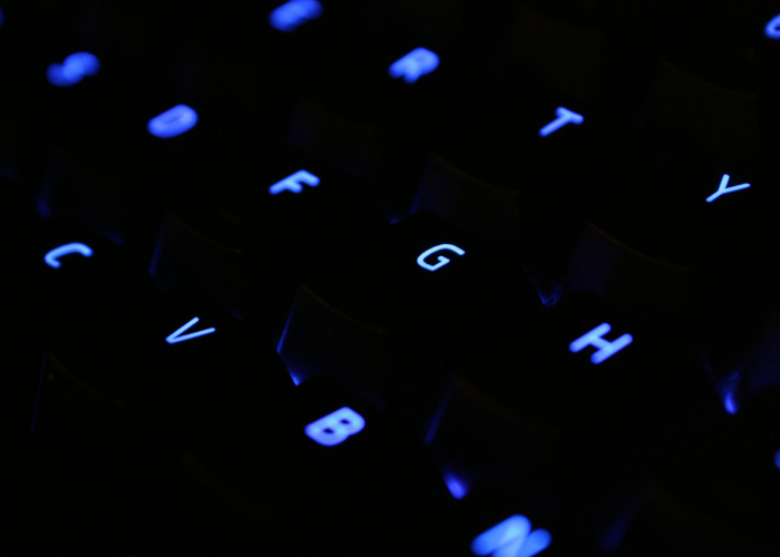 新英雄年代,当脚本成为游戏世界的隐形玩家 新英雄年代,当脚本成为游戏世界的隐形玩家