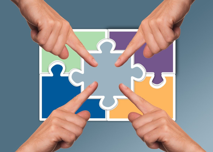 疫情最新消息报告，全球进入长期管理新阶段，科学精准防控成核心