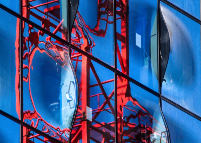 上海急症，都市脉动中的生命竞速与人性微光