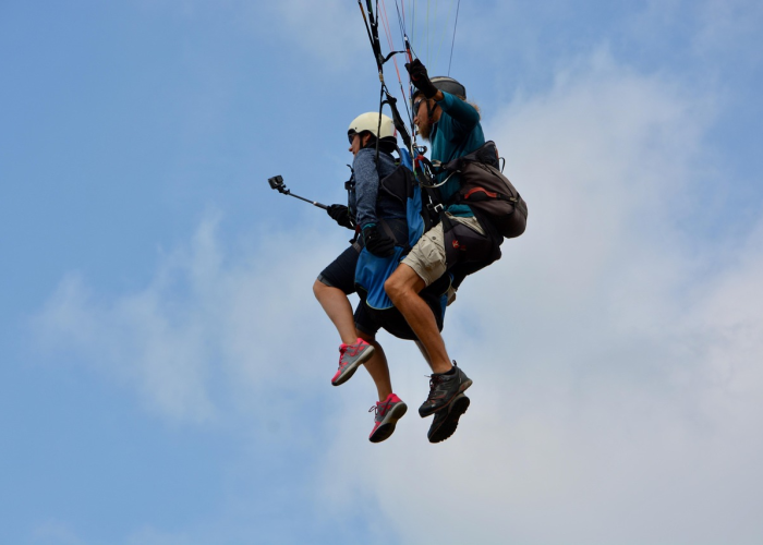 防滑链安装在前轮还是后轮？选对位置，安全过冬