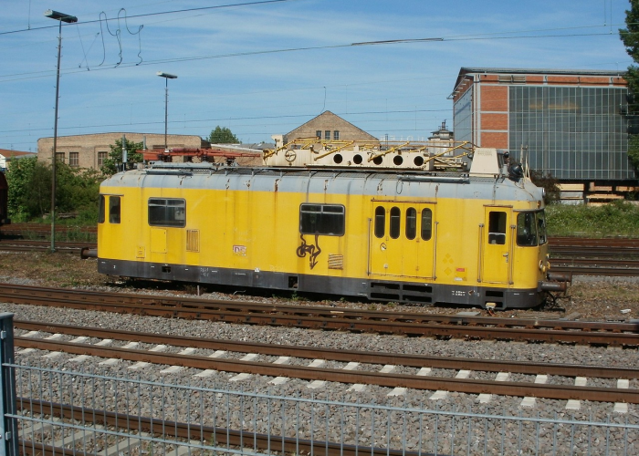 K1068次列车，一趟开往未知的旅程，与一个时代的防疫侧影