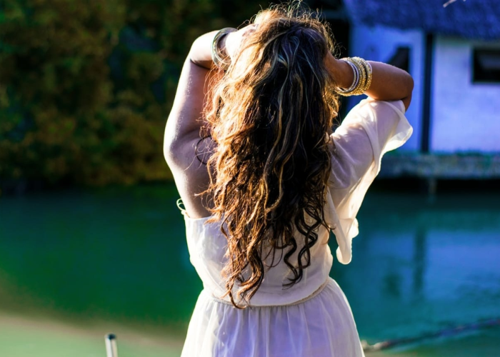 当南京毛老太被抓视频刷屏时，我们真正该凝视的是什么？